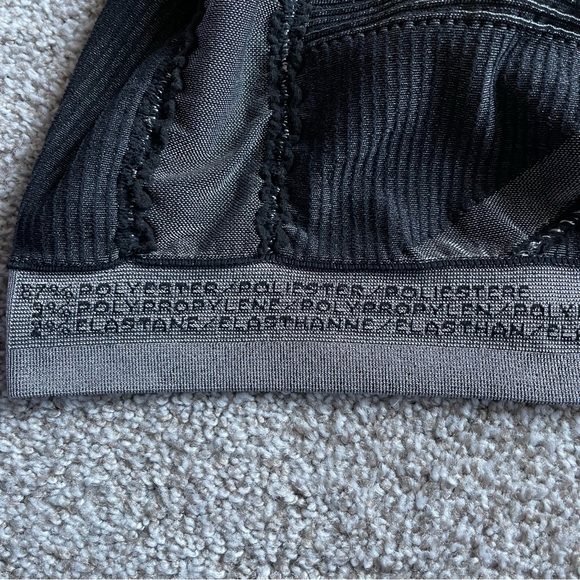 X-Bionic, "Radiactor Men's V Neck Shirt Sz XXL In Grey/Black - Picture 7 of 10